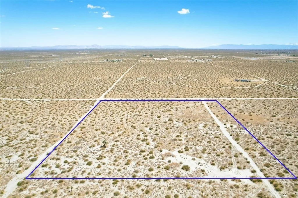 7 Beekley Road Phelan, CA 92371 - Photo 2 of 15 Facing East