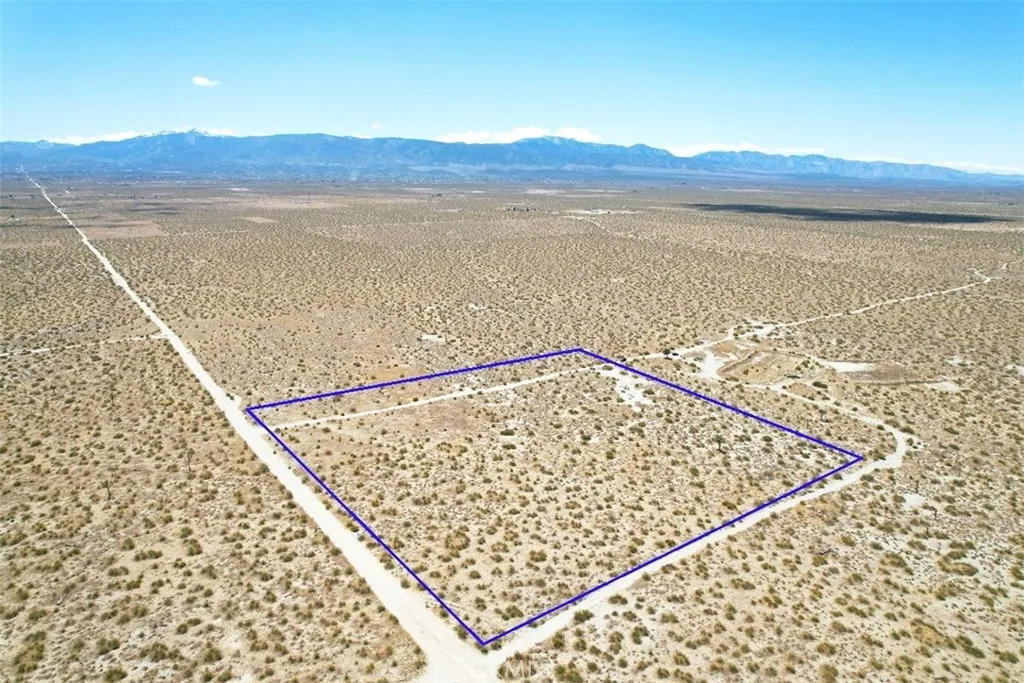 7 Beekley Road Phelan, CA 92371 - Photo 4 of 15 Facing SouthWest