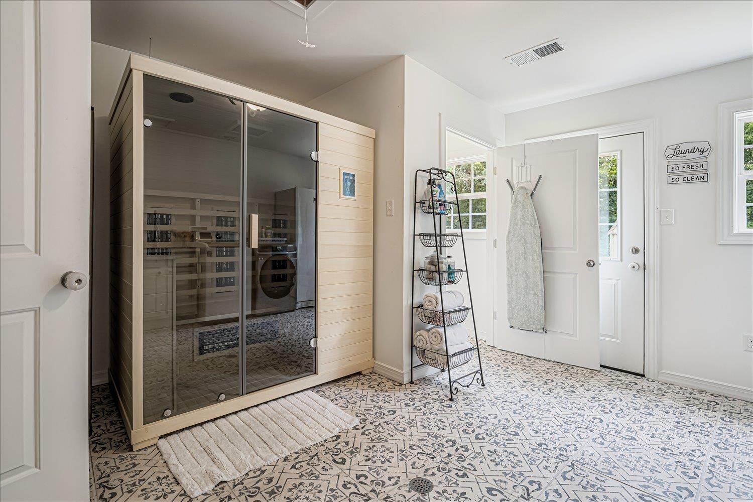 8159 Epperson Mill Road Millington, TN 38053 - Photo 25 of 31 a view of empty room with a glass door