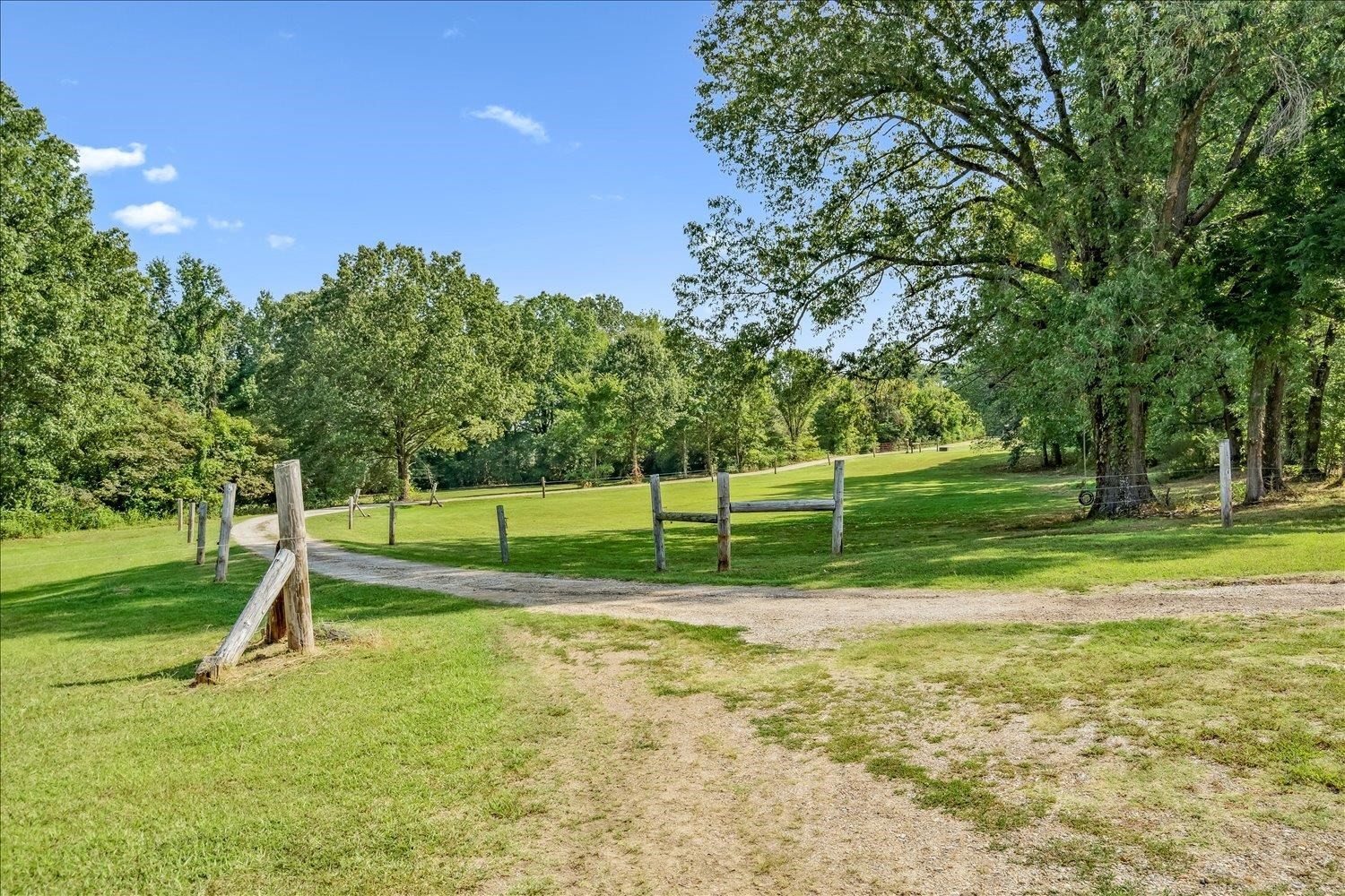 8159 Epperson Mill Road Millington, TN 38053 - Photo 3 of 31 a view of a park