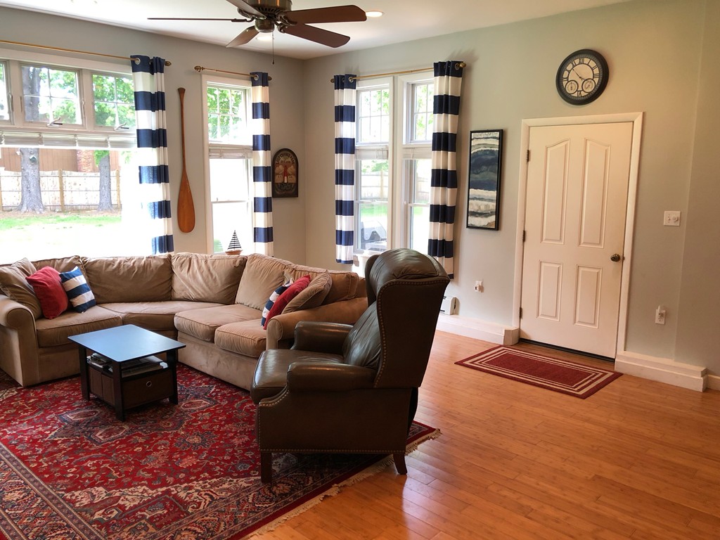 92 Hull Street Beverly, MA 01915 - Photo 6 of 22 Gallery Image 6