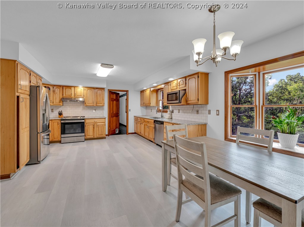 135 Summit Ridge Road Hurricane, WV 25526 - Photo 10 of 48 Gallery Image 10