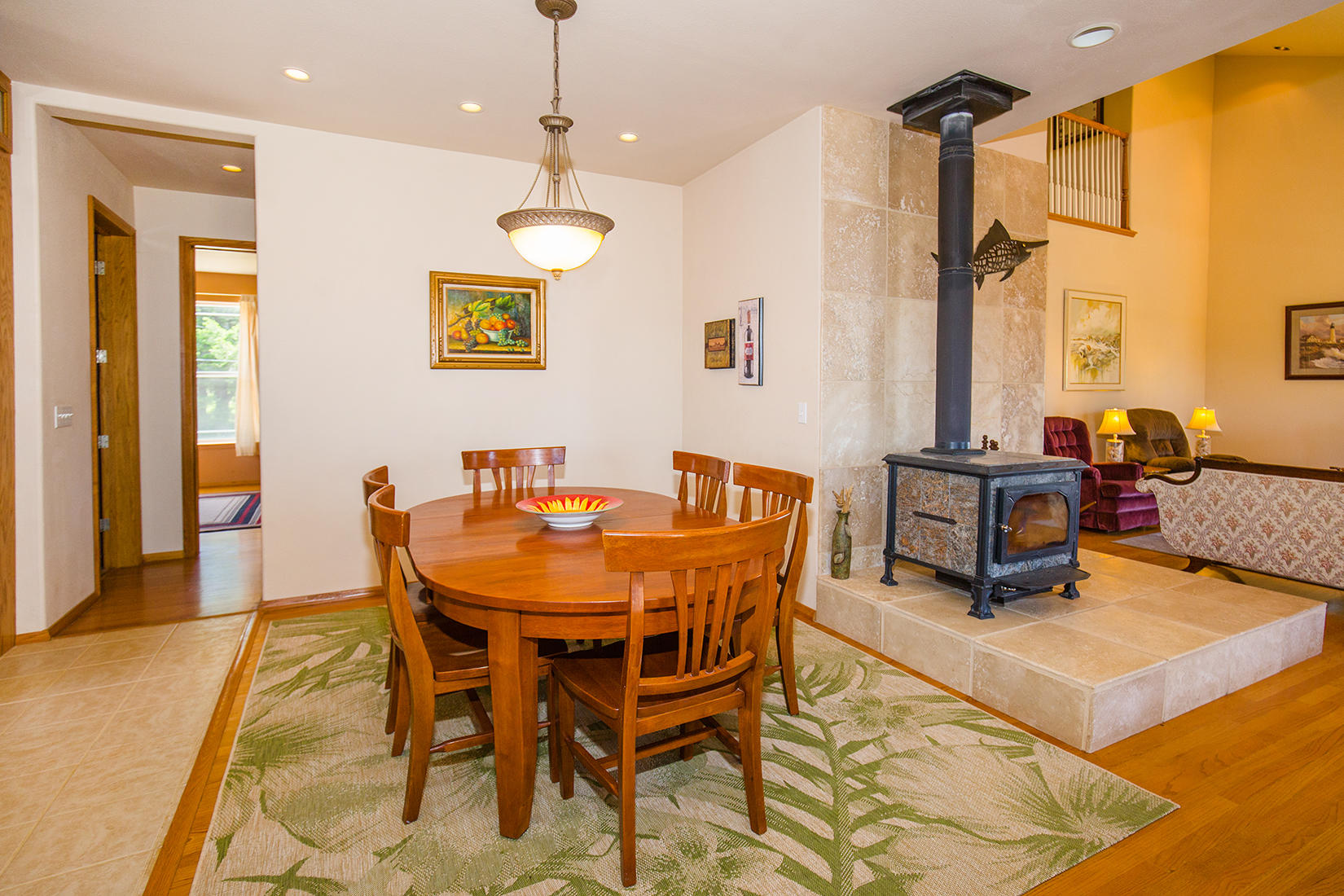 214 Parkview Road Whitethorn, CA 95589 - Photo 6 of 20