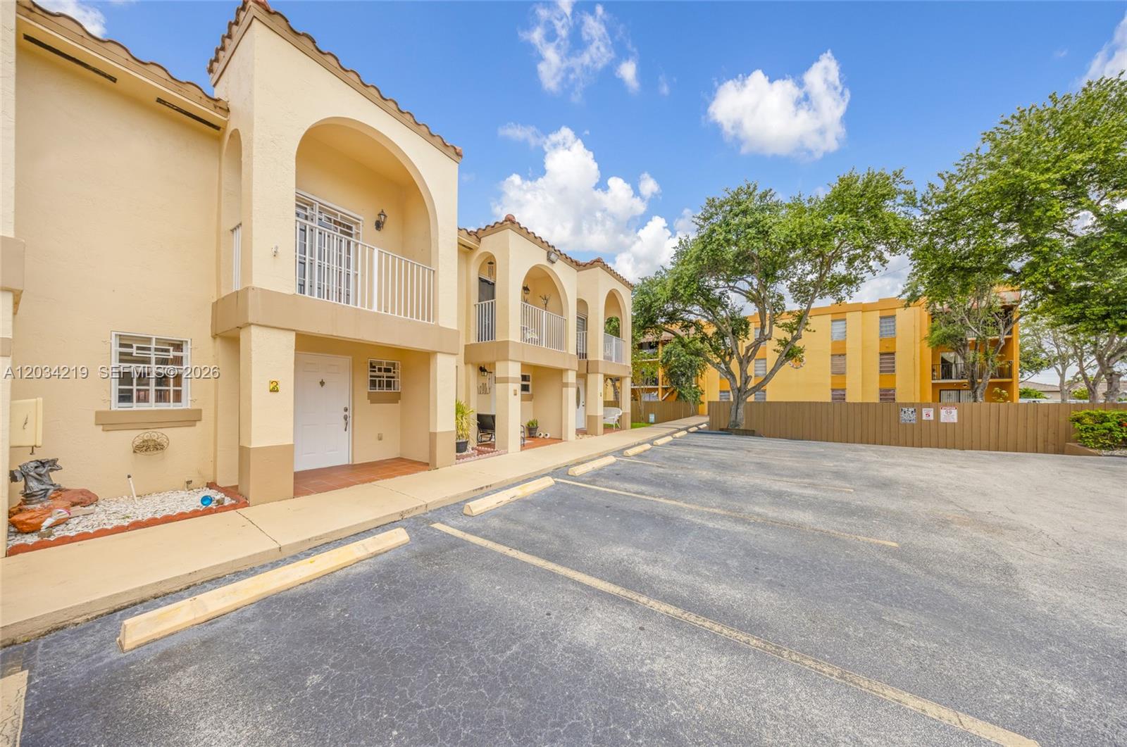 515 West 68th Street, Unit 3 Hialeah, FL 33014 - Photo 5 of 27