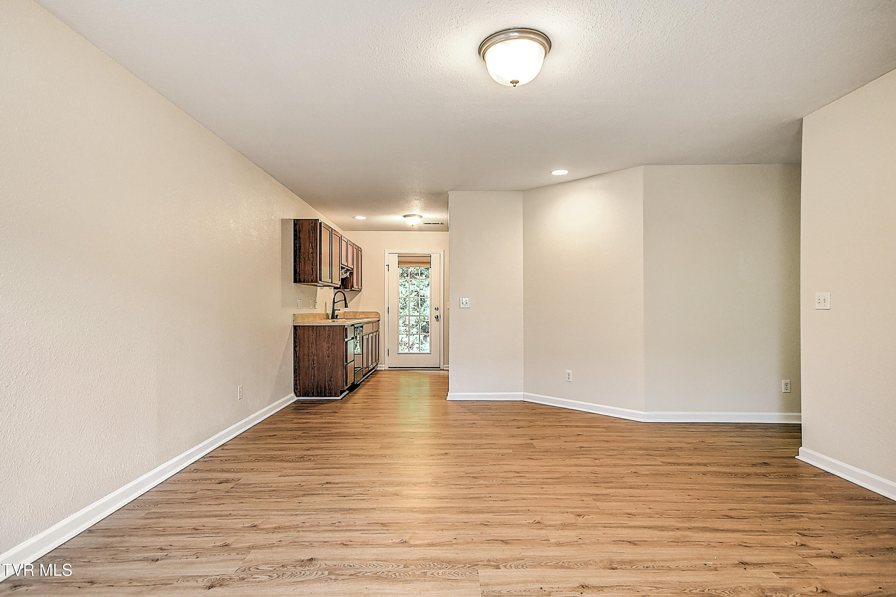 396 Jonesboro Road, Unit 3A Piney Flats, TN 37686 - Photo 5 of 27 396 Jonesboro TJ-7