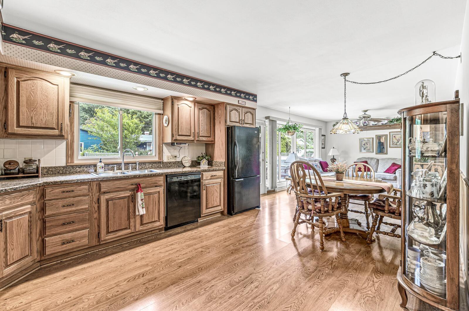 1504 Springbrook Drive Elkhart, IN 46514 - Photo 13 of 32