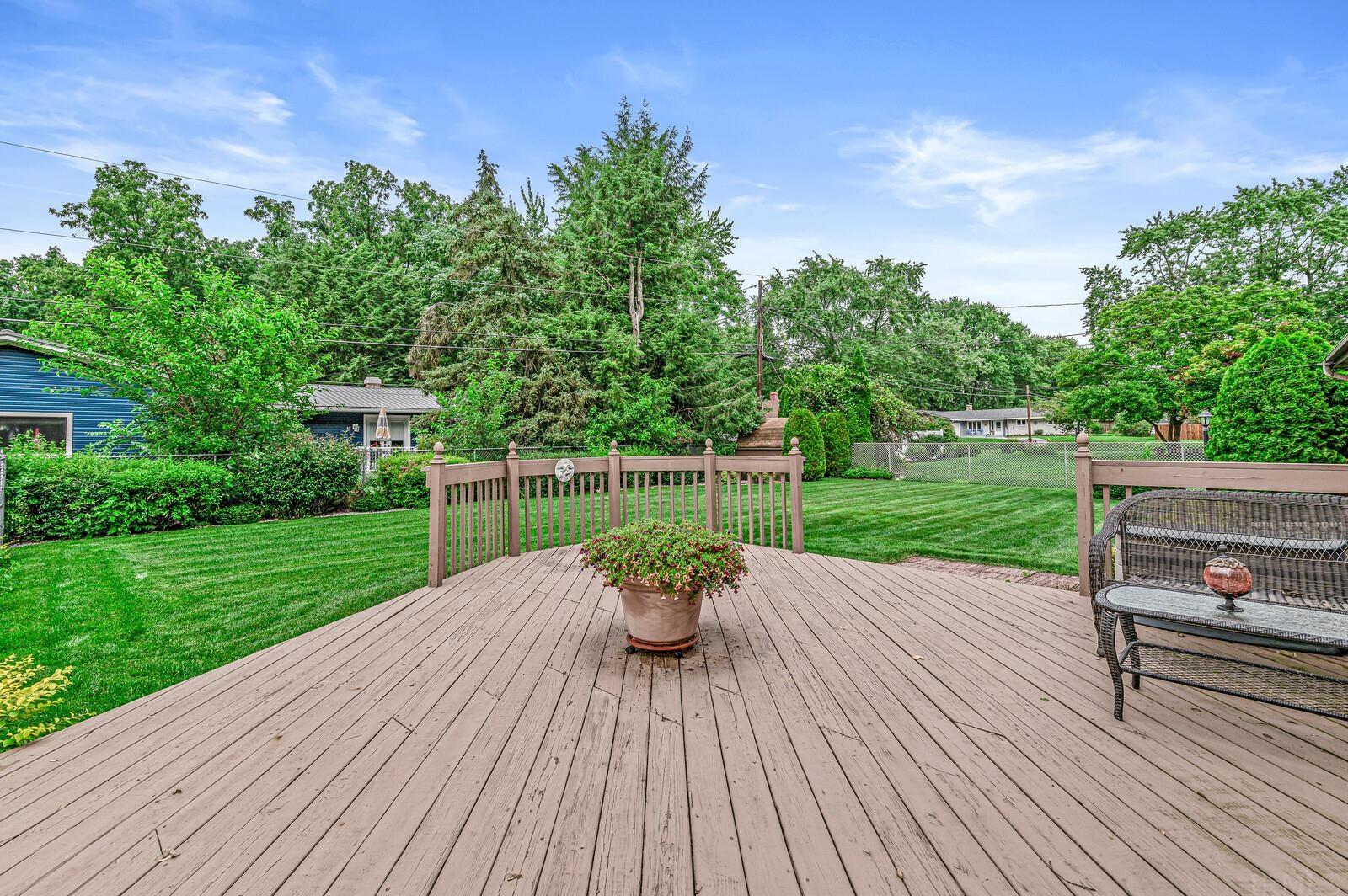 1504 Springbrook Drive Elkhart, IN 46514 - Photo 29 of 32