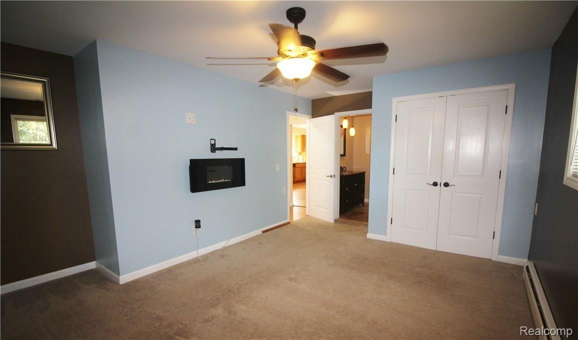 13670 Farm Road Belleville, MI 48111 - Photo 24 of 46 IMG_5820.JPG