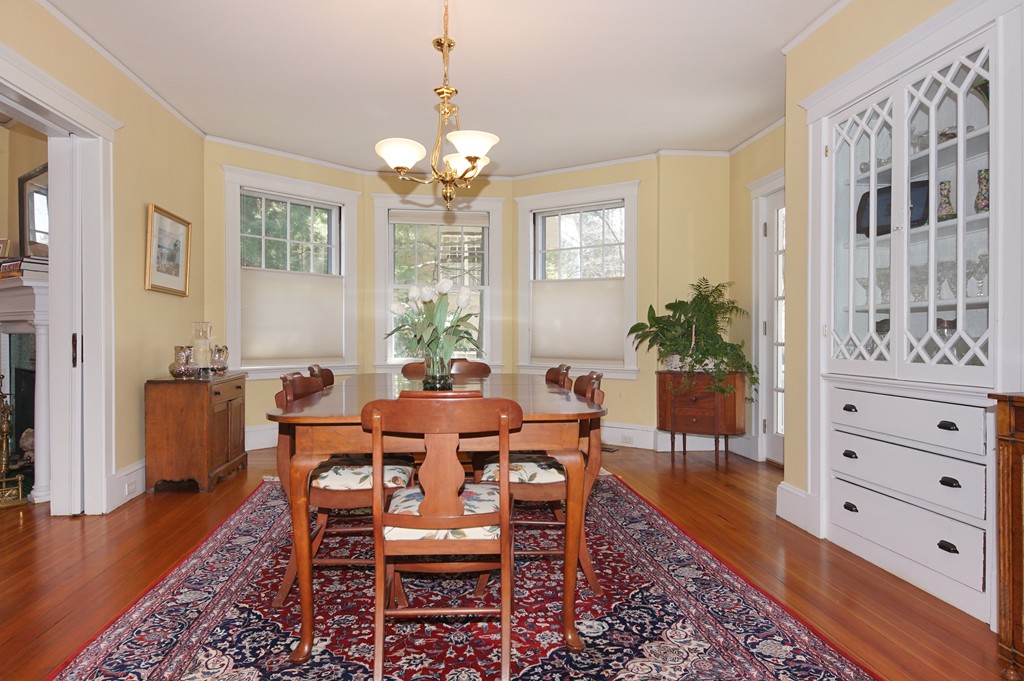 20 Bacon Street, Unit 1 Winchester, MA 01890 - Photo 6 of 30 Gallery Image 6