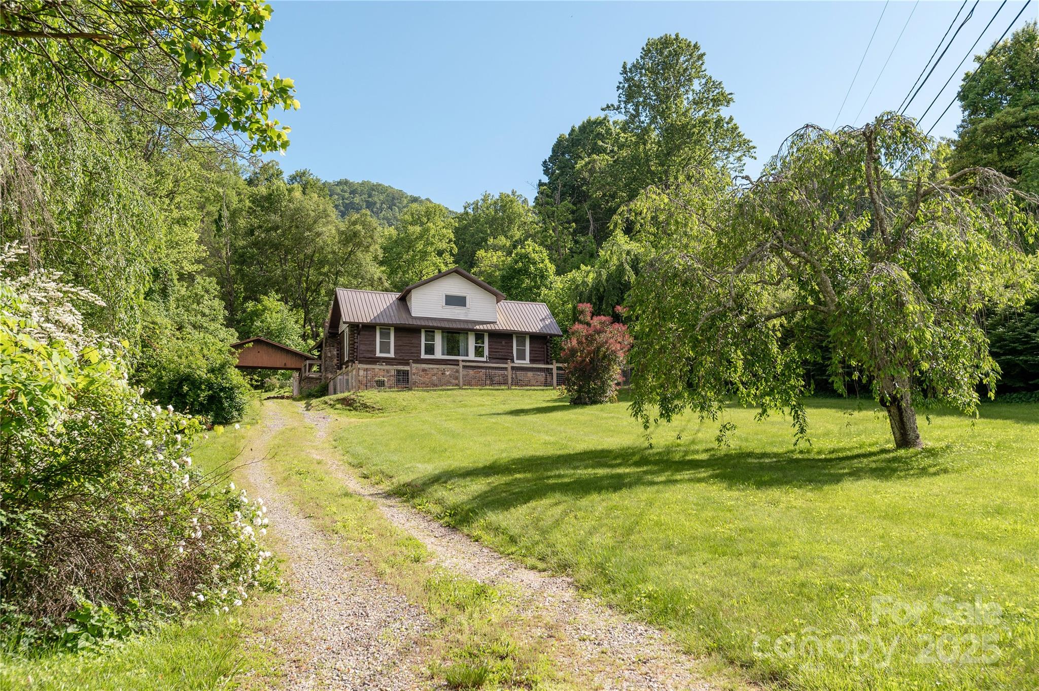 223 Smith Cove Road Candler, NC 28715 - Photo 12 of 35 Gallery Image 12