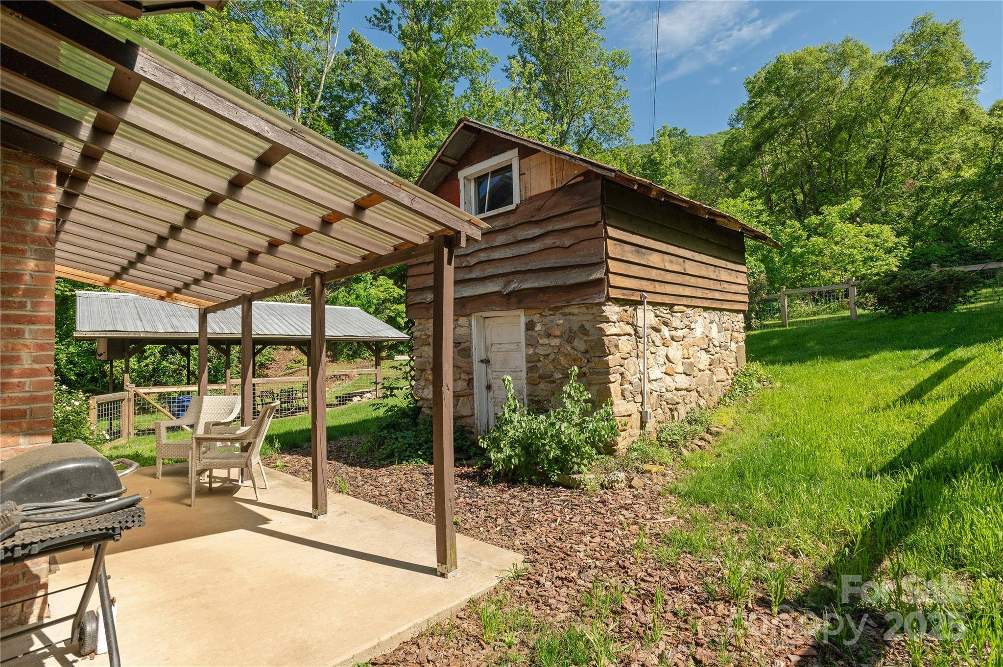 223 Smith Cove Road Candler, NC 28715 - Photo 29 of 35 Gallery Image 29