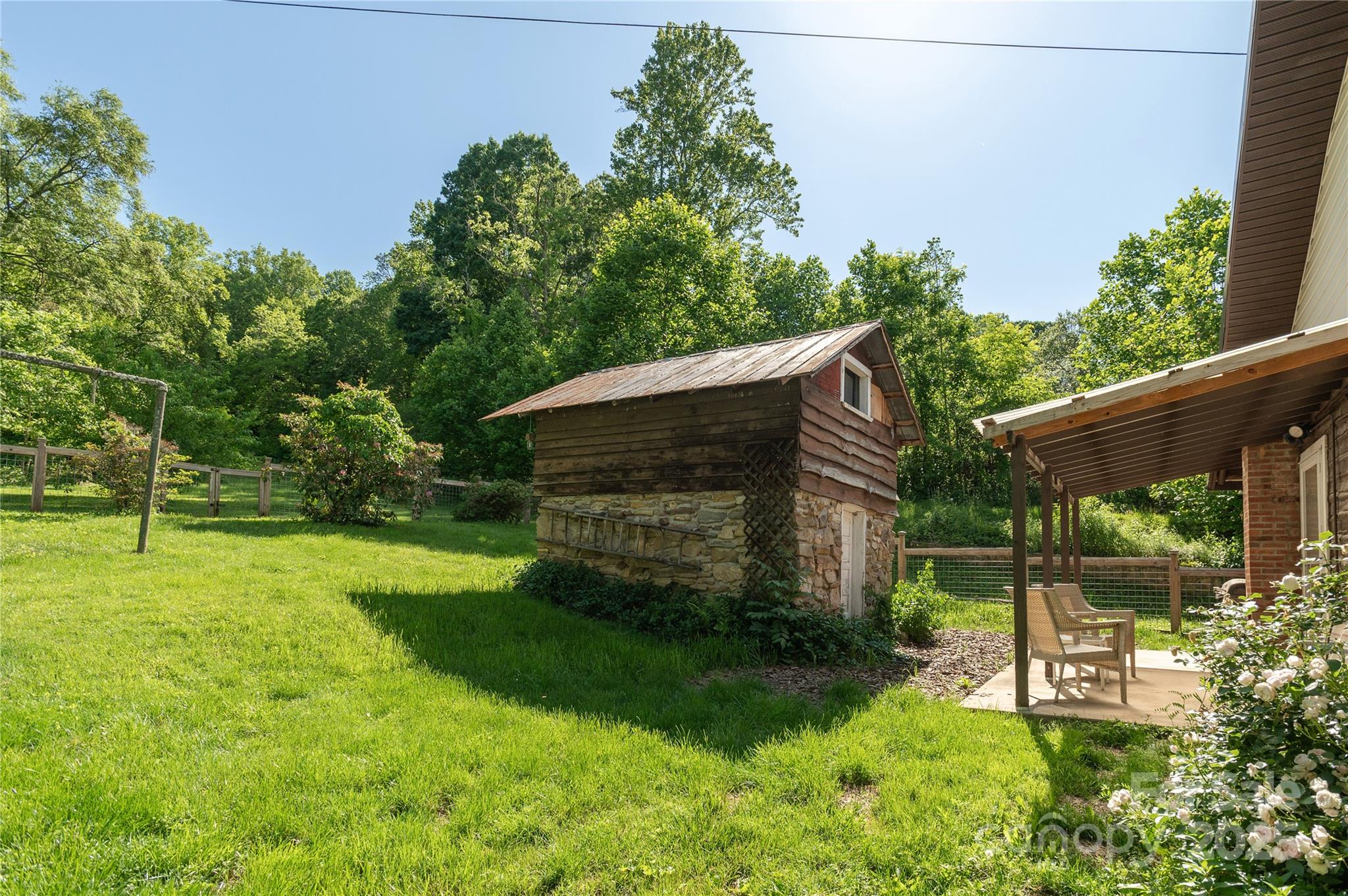 223 Smith Cove Road Candler, NC 28715 - Photo 30 of 35 Gallery Image 30