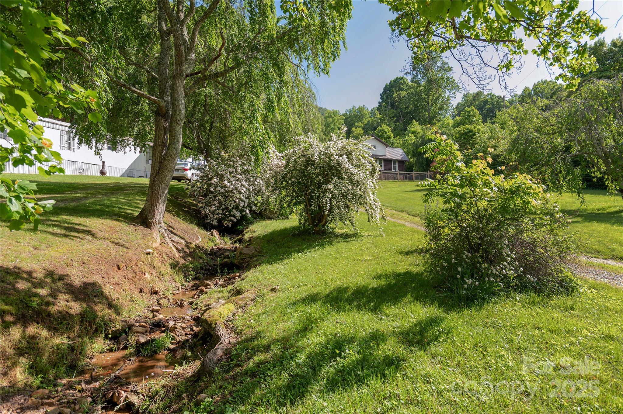 223 Smith Cove Road Candler, NC 28715 - Photo 33 of 35 Gallery Image 33