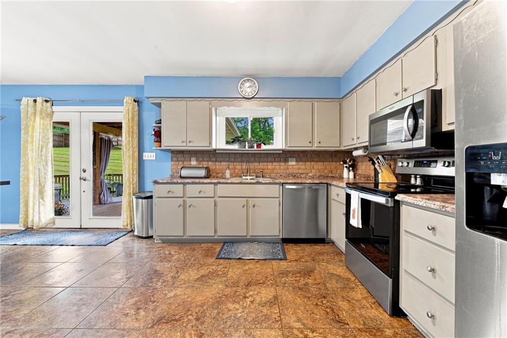 1242 Butler Road Worthington, PA 16262 - Photo 23 of 42 Gallery Image 23