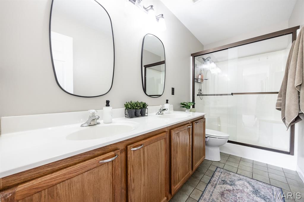 2832 Smokehouse Way Belleville, IL 62221 - Photo 13 of 30