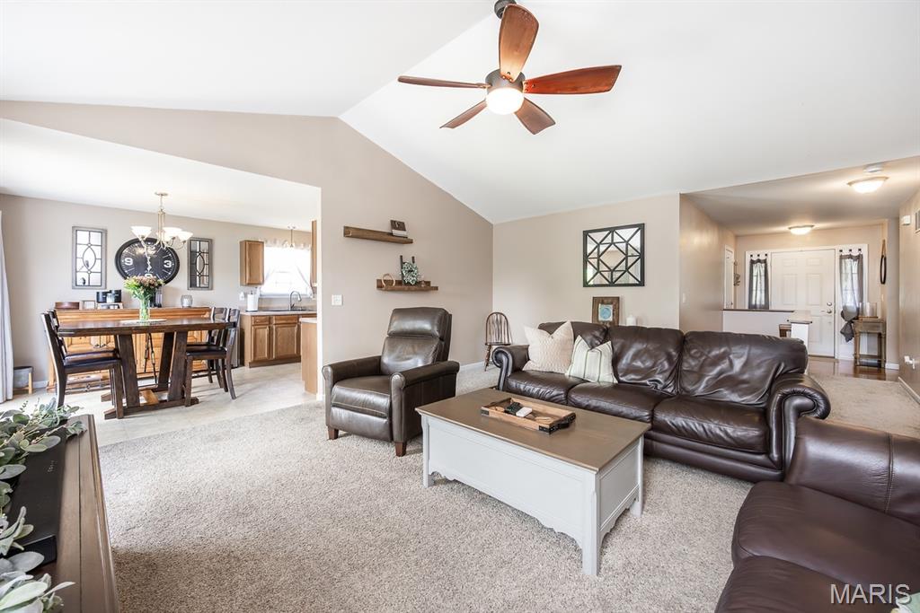 2832 Smokehouse Way Belleville, IL 62221 - Photo 6 of 30