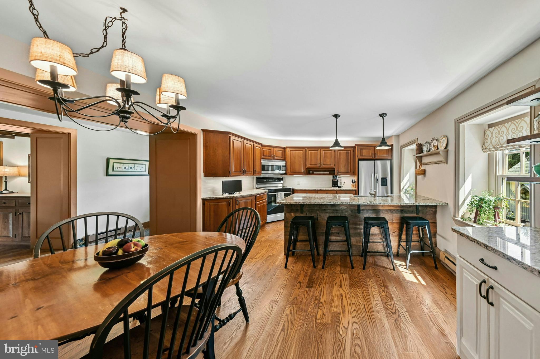 4925 Mill Road Emmaus, PA 18049 - Photo 8 of 32