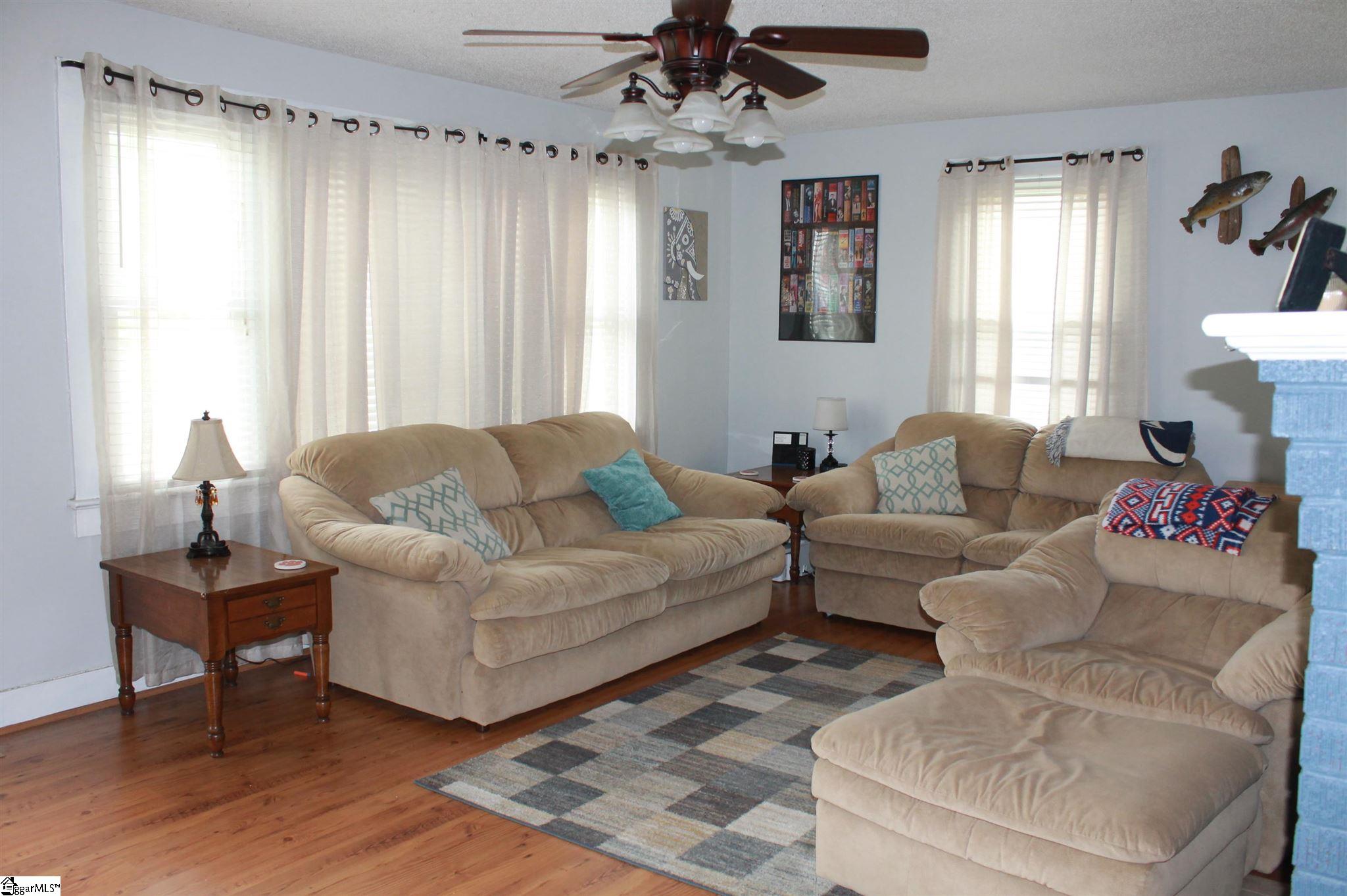 106 Addis Street Easley, SC 29640 - Photo 7 of 15