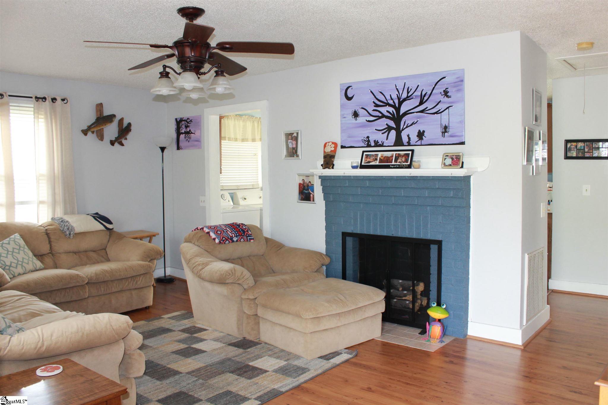 106 Addis Street Easley, SC 29640 - Photo 8 of 15