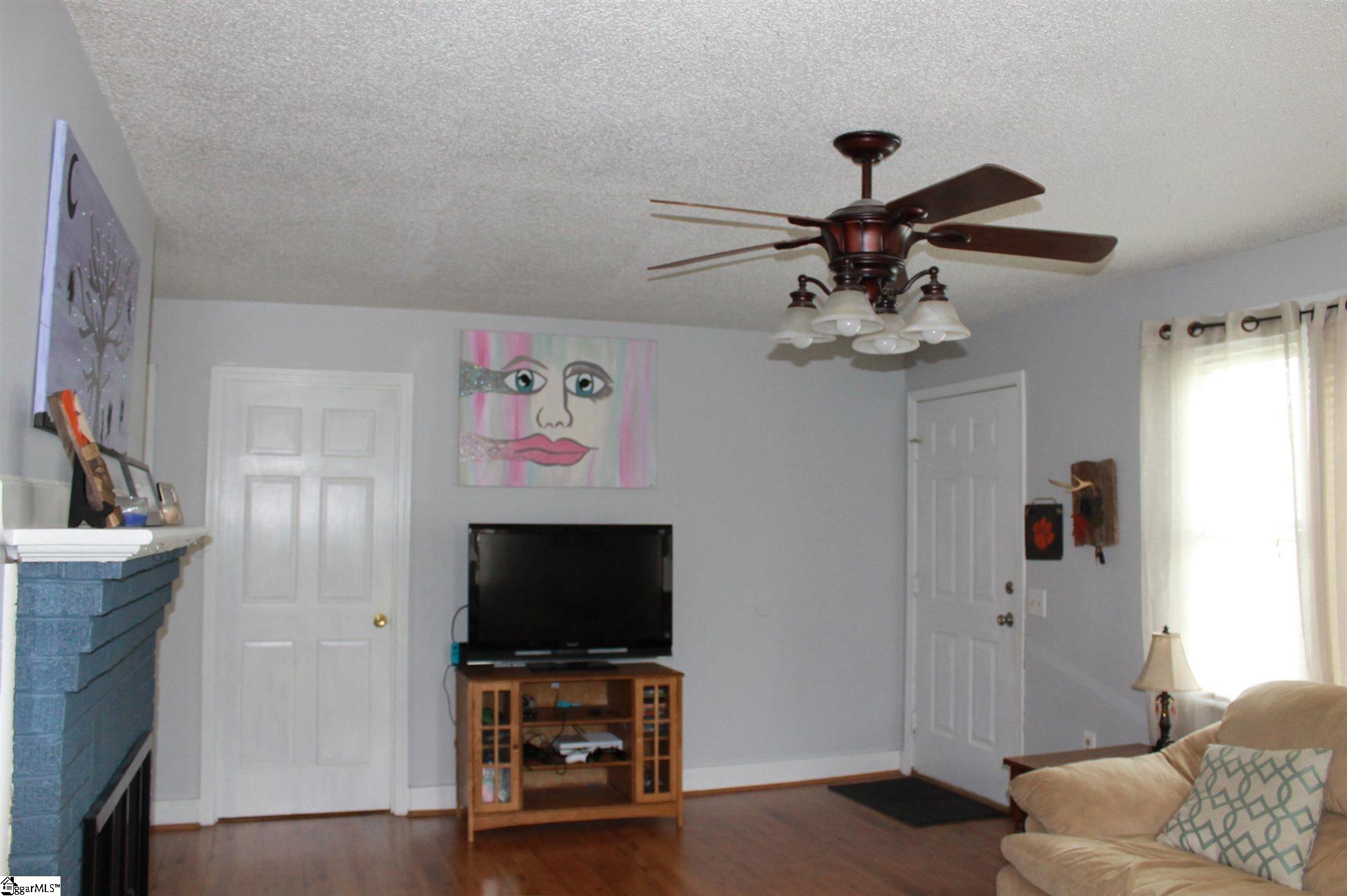 106 Addis Street Easley, SC 29640 - Photo 9 of 15