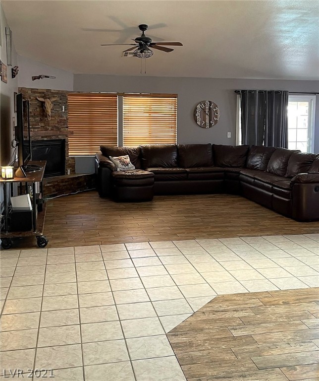 2243 Appaloosa Road Henderson, NV 89002 - Photo 5 of 36 Gallery Image 5