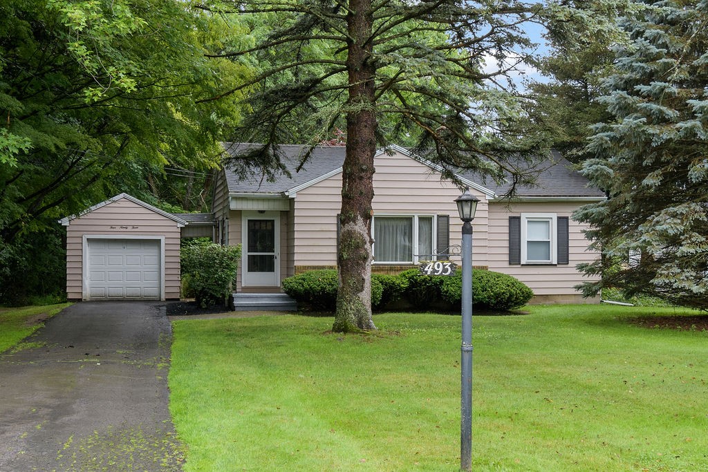 493 Manse Lane Rochester, NY 14625 - Photo 1 of 1