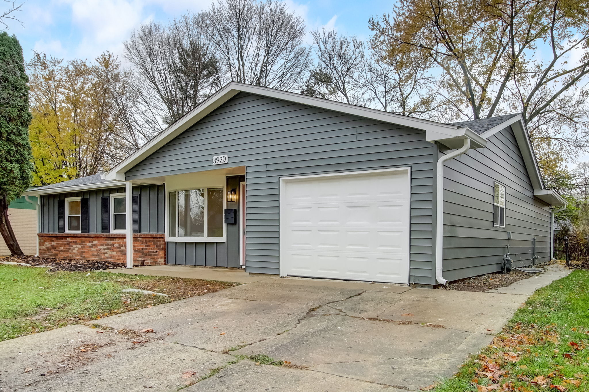 3920 Richelieu Road Indianapolis, IN 46226 - Photo 3 of 30