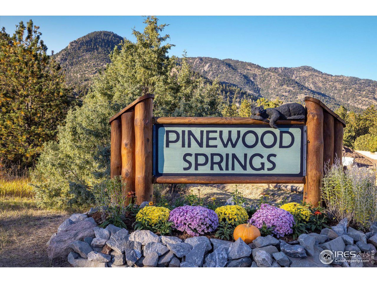 147 Makah Lane Lyons, CO 80540 - Photo 33 of 39 a view of sign board