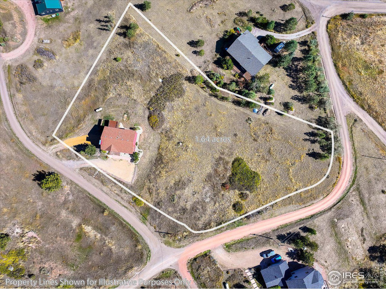 147 Makah Lane Lyons, CO 80540 - Photo 34 of 39 an aerial view of balcony with wooden floor