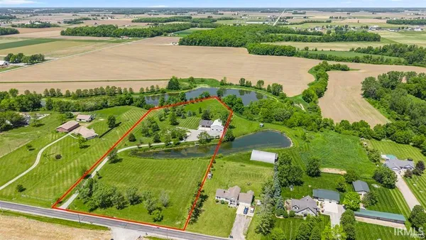 $380,000 | 21735 Ward Road, Woodburn, IN 46797