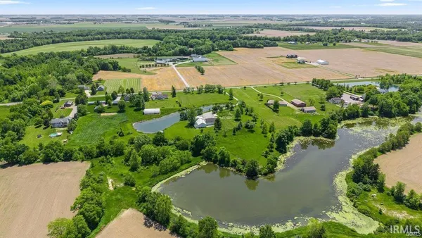 $380,000 | 21735 Ward Road, Woodburn, IN 46797