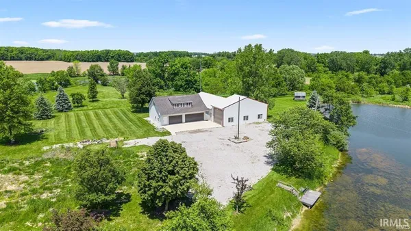 $380,000 | 21735 Ward Road, Woodburn, IN 46797