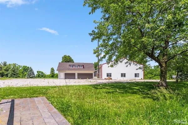 $380,000 | 21735 Ward Road, Woodburn, IN 46797