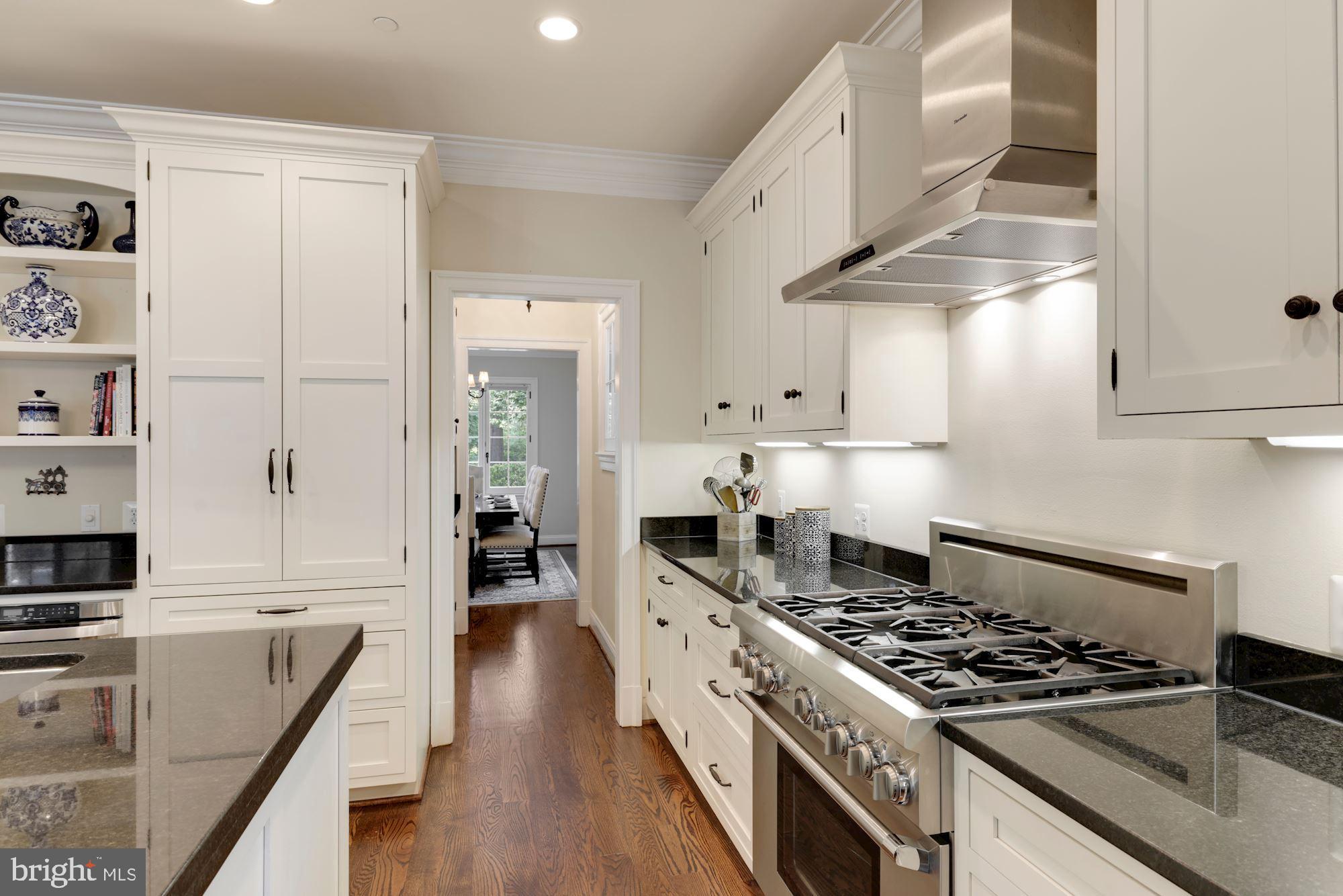 4426 Ridge Street Chevy Chase, MD 20815 - Photo 16 of 64 Kitchen