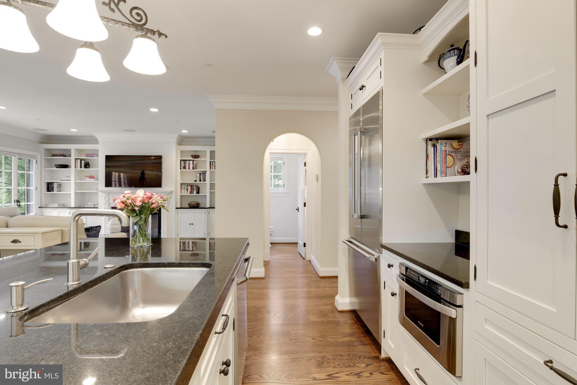 4426 Ridge Street Chevy Chase, MD 20815 - Photo 21 of 64 Kitchen