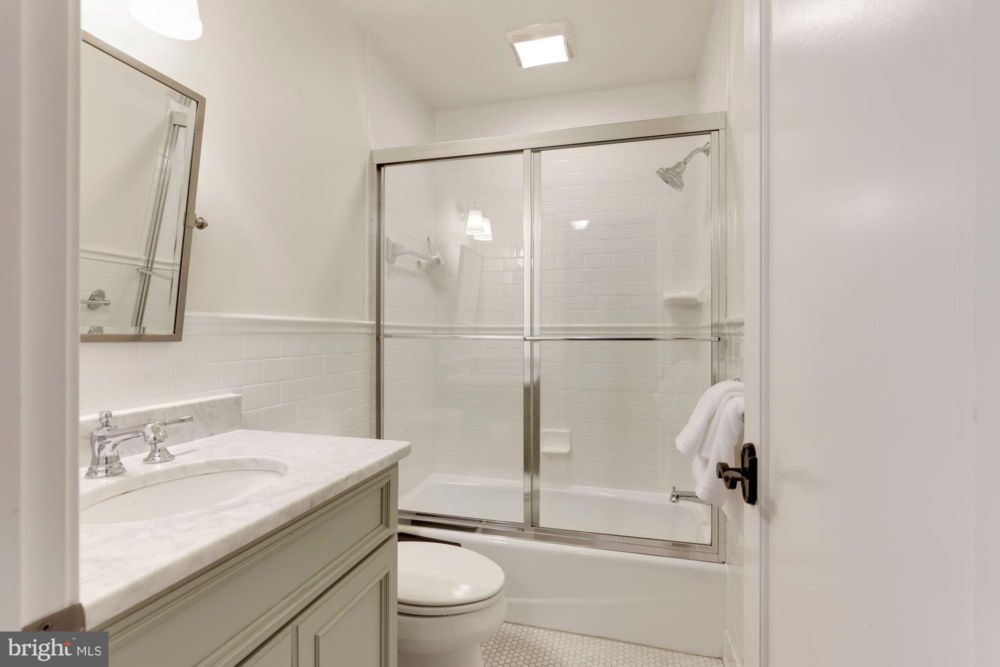 4426 Ridge Street Chevy Chase, MD 20815 - Photo 38 of 64 Bathroom 2