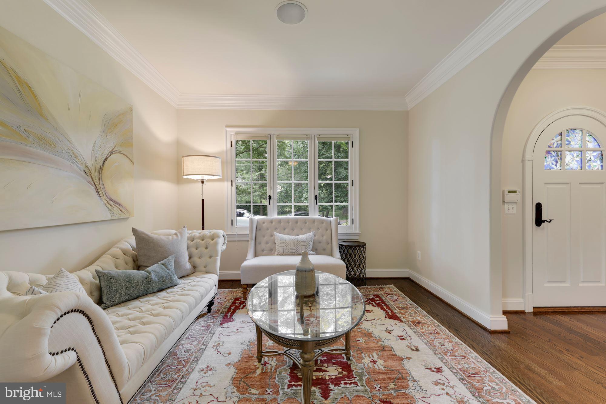 4426 Ridge Street Chevy Chase, MD 20815 - Photo 6 of 64 Living Room