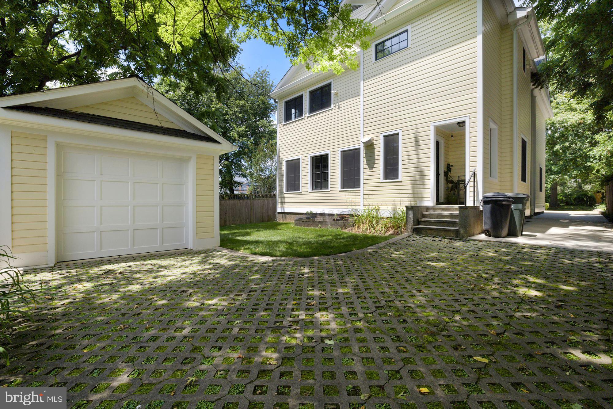 4426 Ridge Street Chevy Chase, MD 20815 - Photo 57 of 64 Back Yard