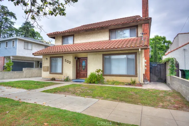 $2,250 | 500 North Bushnell Avenue, Unit 4, Alhambra, CA 91801