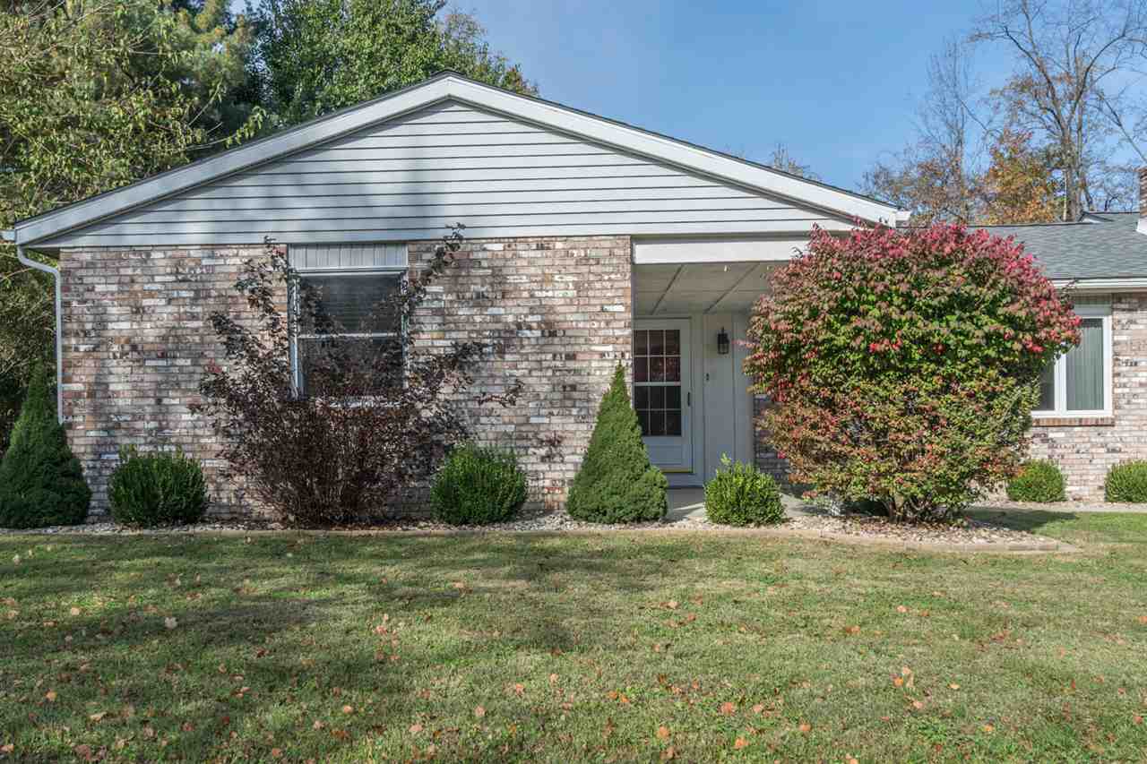 1632 Sycamore Court Bloomington, IN 47401 - Photo 2 of 34