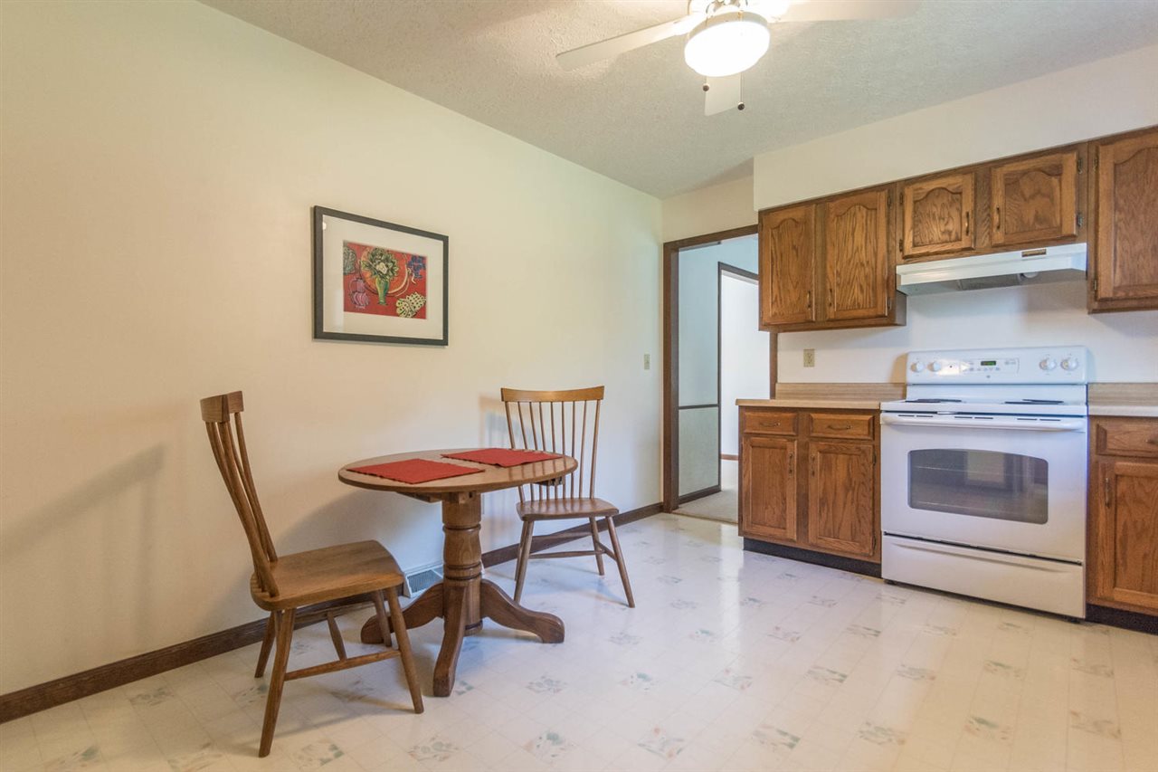1632 Sycamore Court Bloomington, IN 47401 - Photo 13 of 34