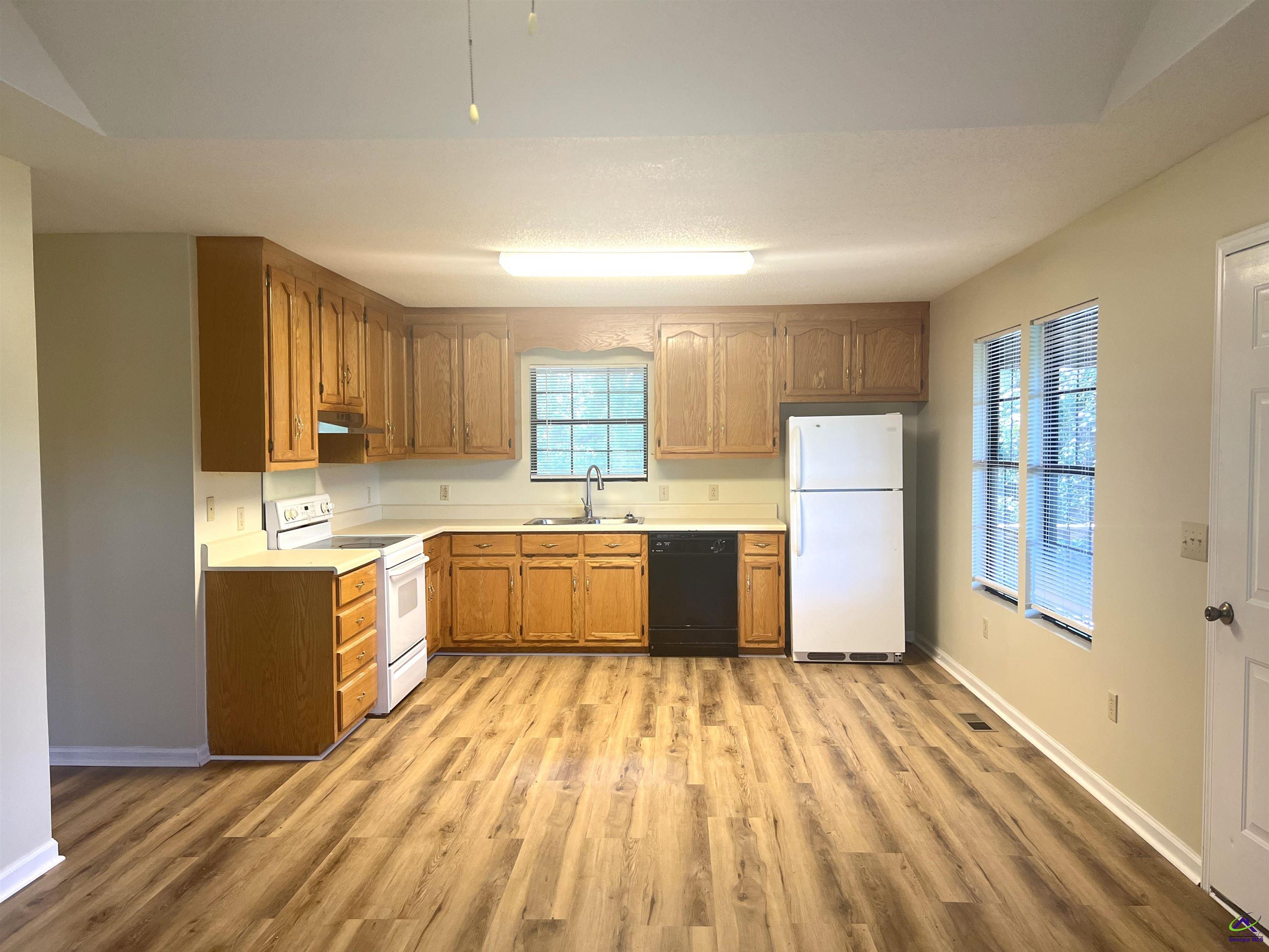 312 Williams Road Cochran, GA 31014 - Photo 6 of 24
