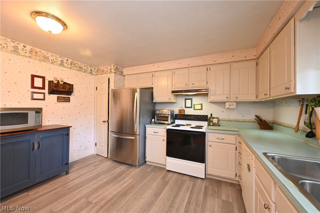 6065 Avon Belden Road North Ridgeville, OH 44039 - Photo 8 of 26