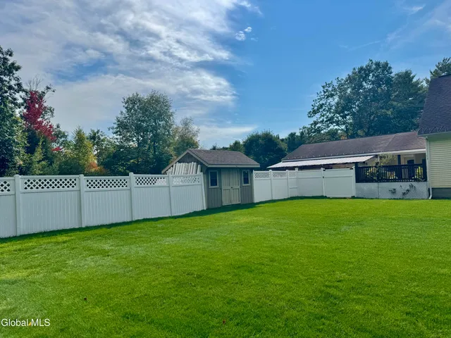 $499,900 | 10 Hillside Avenue, Porter Corners, NY 12859