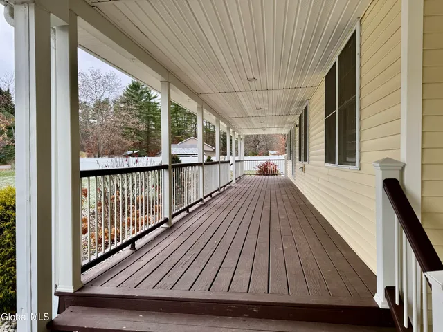 $499,900 | 10 Hillside Avenue, Porter Corners, NY 12859