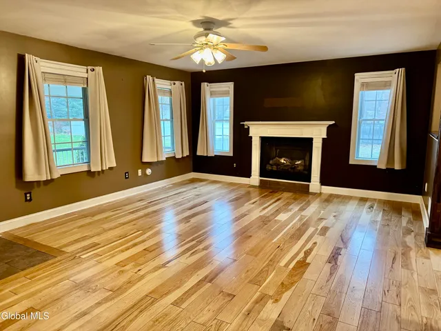 $499,900 | 10 Hillside Avenue, Porter Corners, NY 12859