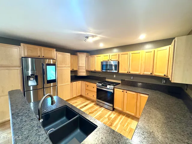 $499,900 | 10 Hillside Avenue, Porter Corners, NY 12859