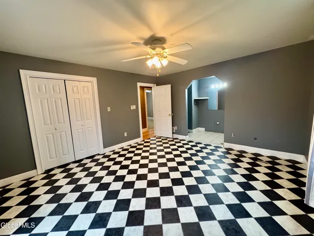 $499,900 | 10 Hillside Avenue, Porter Corners, NY 12859