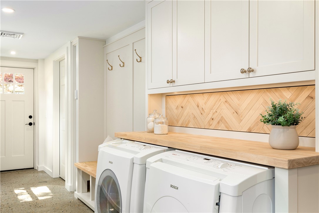 16 Coffey Avenue Narragansett, RI 02882 - Photo 28 of 46