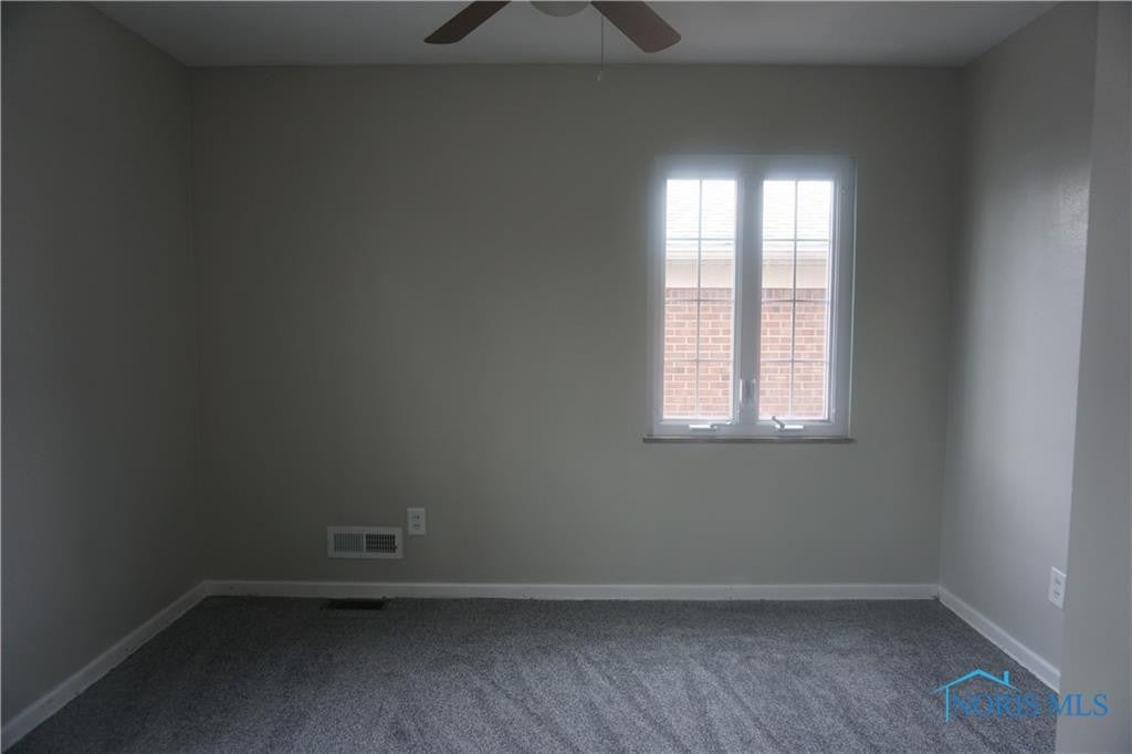 4655 Edgemont Road Toledo, OH 43611 - Photo 14 of 41 Gallery Image 14